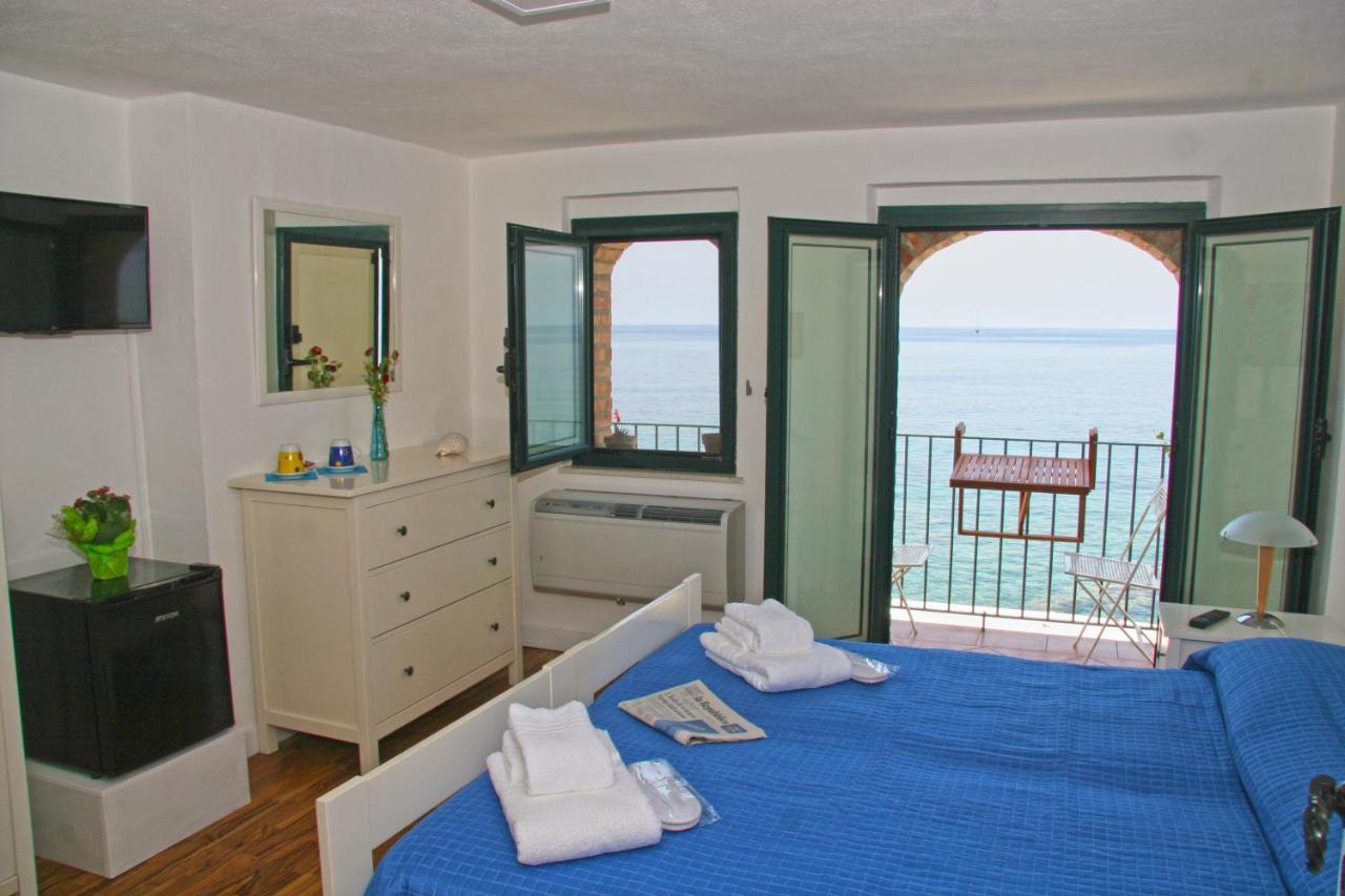 BB Il Generale Bed and Breakfast Scilla Esterno foto